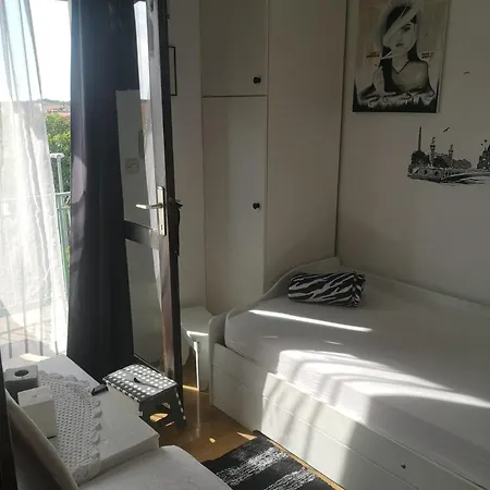 Apartment Hortenzija Pirovac